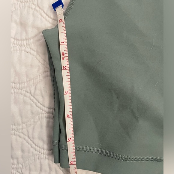 LULULEMON-Wunder Train High-Rise
Short 6" ,Misty Glade ,size 10 - Picture 8 of 8